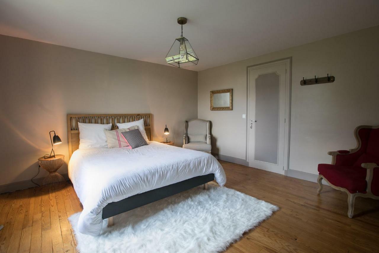 La Douce Folie Bed & Breakfast Saint-Julien-le-Faucon Exterior photo